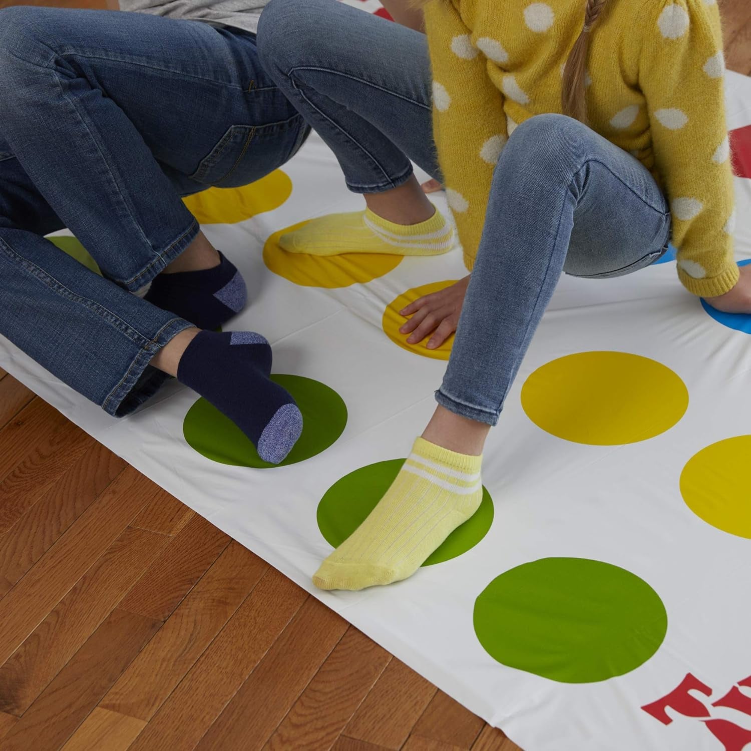 Twister Party Classic Board Game for 2 or More Players,Indoor and Outdoor Game for Kids 6 and Up,Packaging May Vary