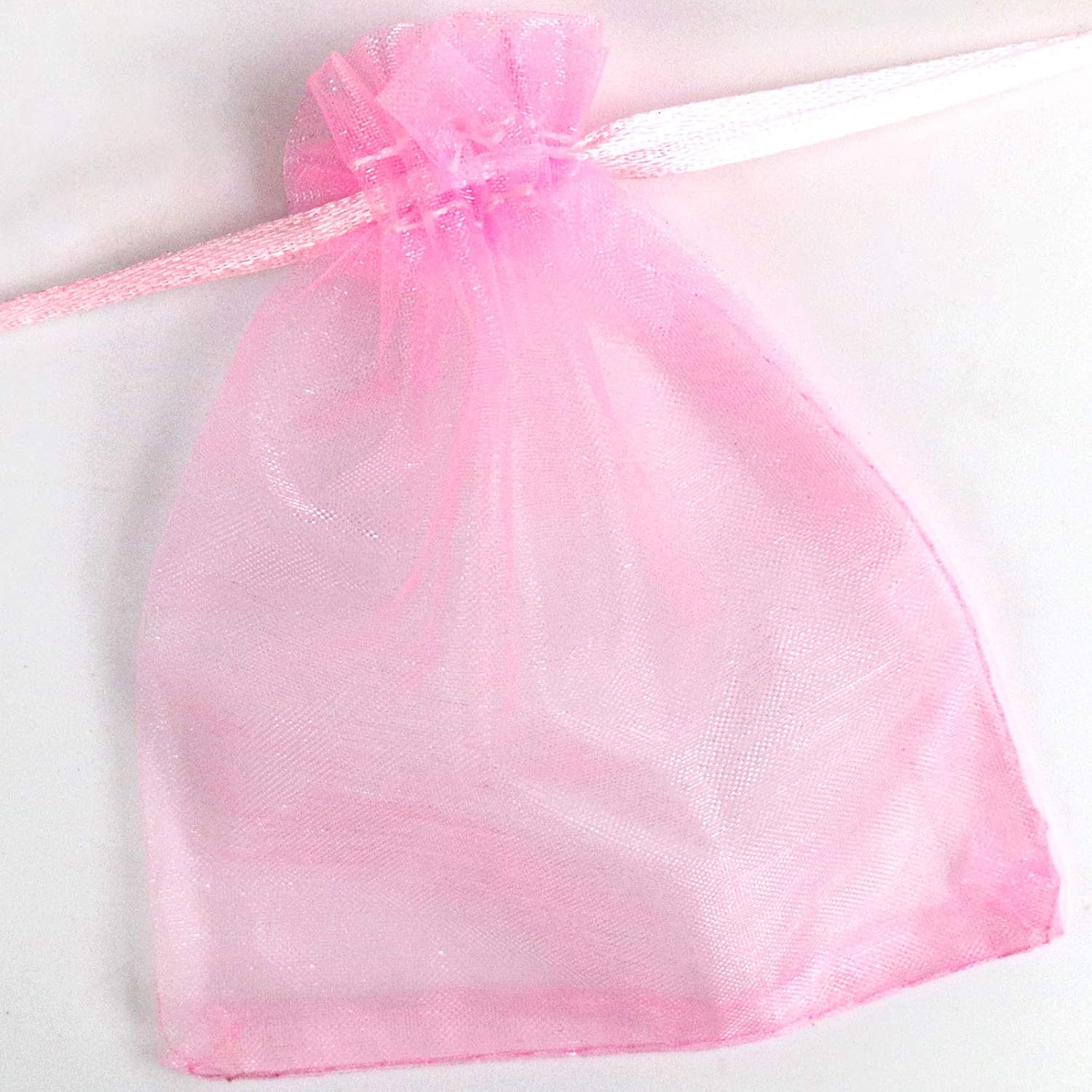 100Pcs Organza Bags 5X7 Inches Pink Organza Gift Bags Small Mesh Bags Drawstring Gift Bags Christmas Drawstring Organza Gift Bags (5X7 Inches Pink)