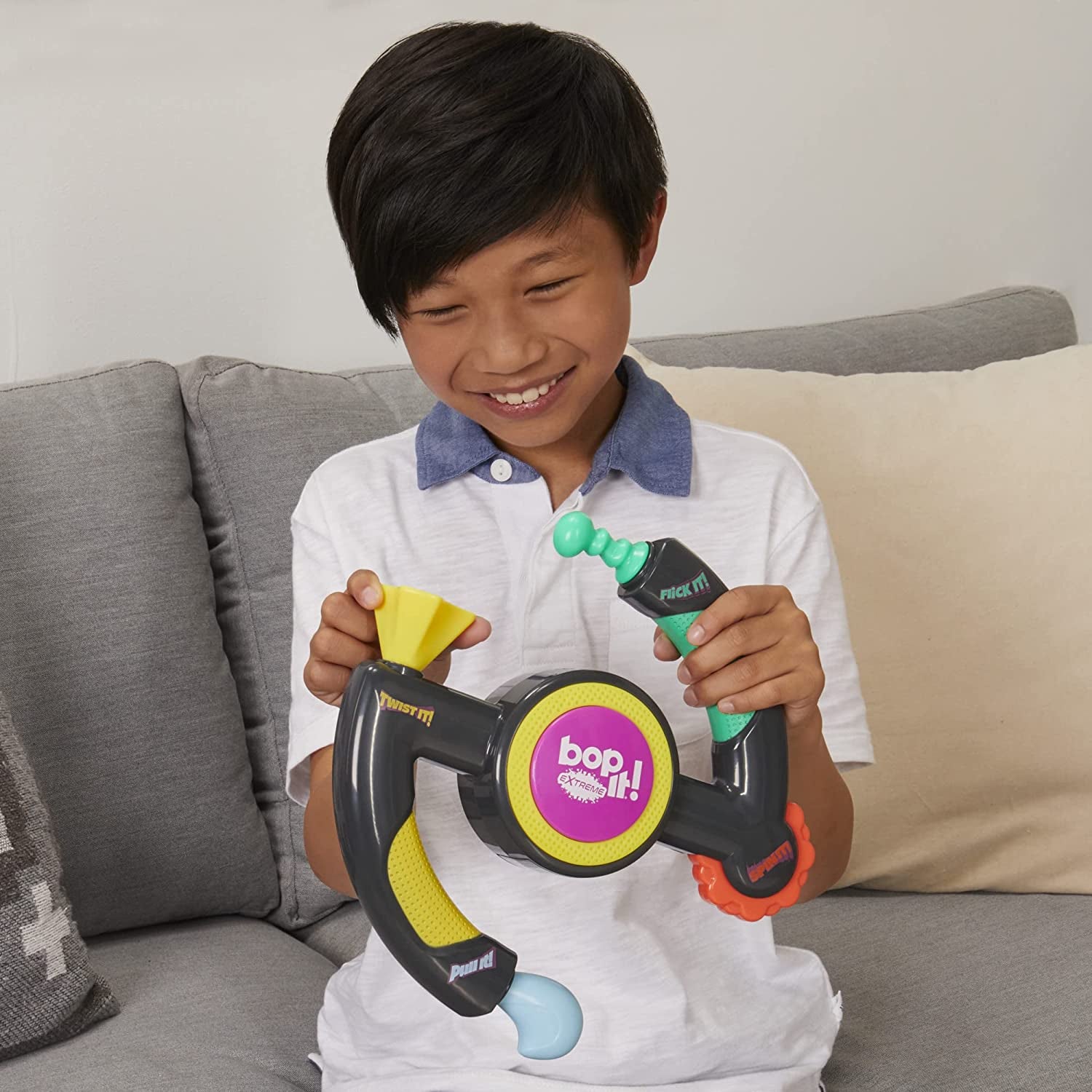 Bop It! Extreme Electronic Game for 1 or More Players, Fun Party Interactive Game for Kids Ages 8+, 4 Modes Including One-On-One Mode