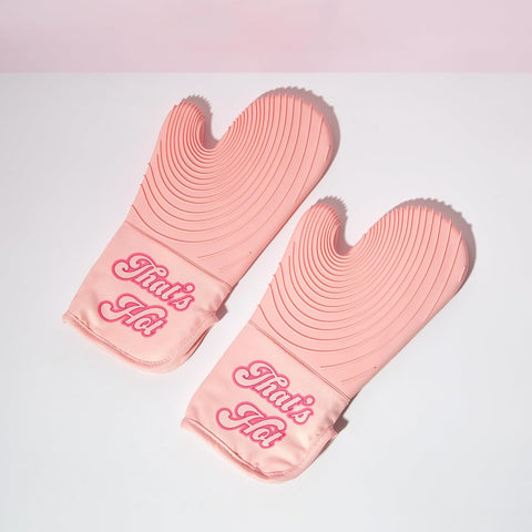 THAT'S HOT Pink Oven Mitt Set, Heat Resistant Pot Holders Featuring Non-Slip Textured Silicone Grips, 2-Piece Set, Pink